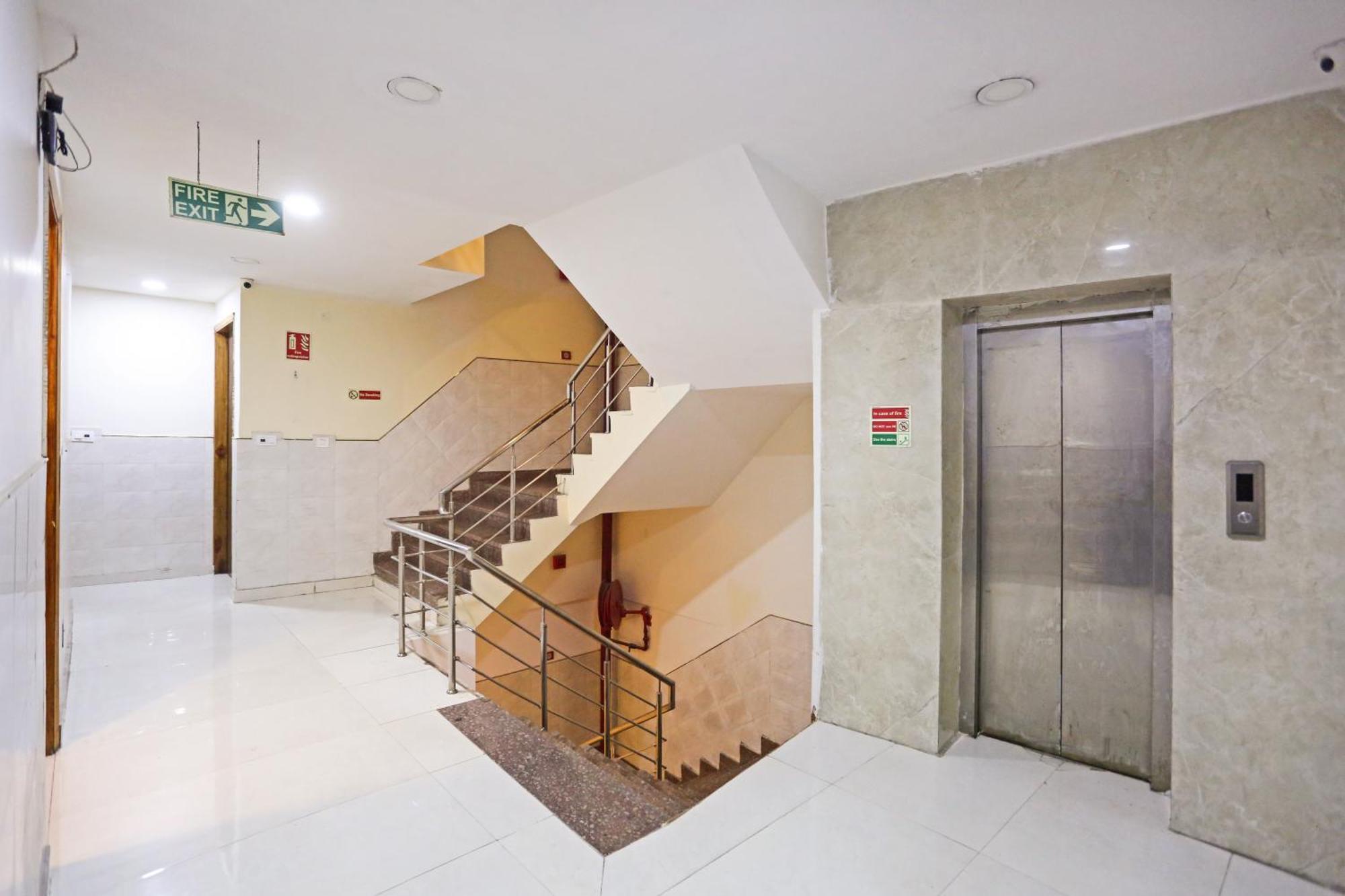 Hotel Happy Stay Delhi Airport Nueva Delhi Exterior foto